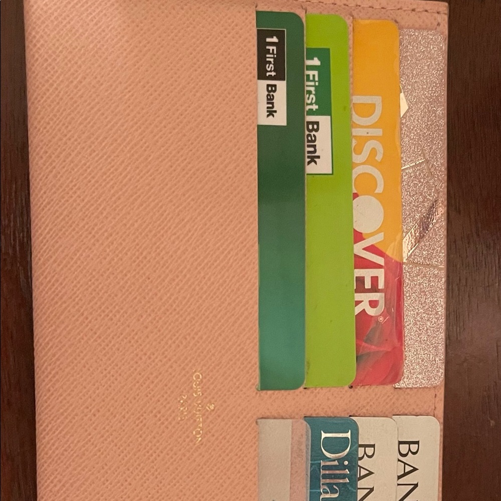 Louis Vuitton card insert